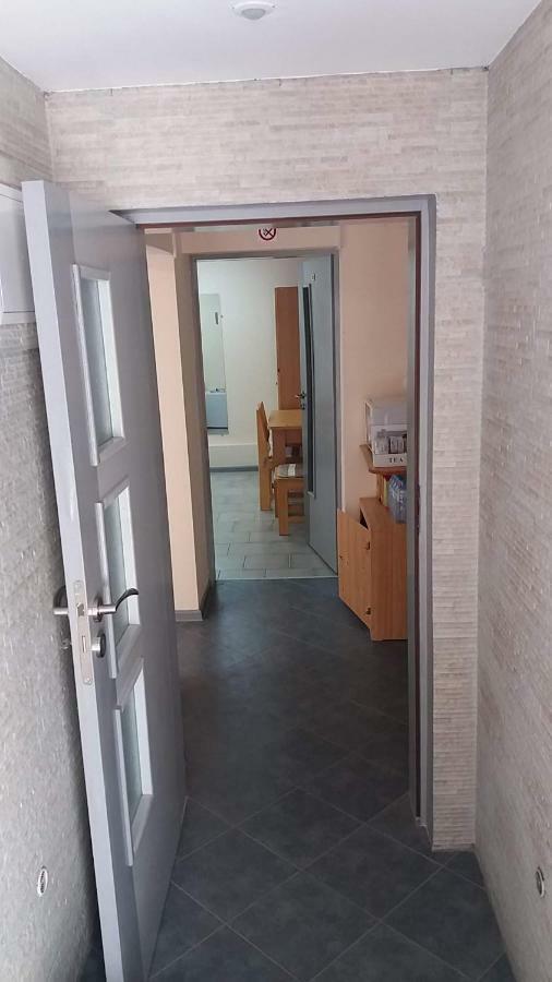 Нощувки Ботеви Șumen Exterior foto